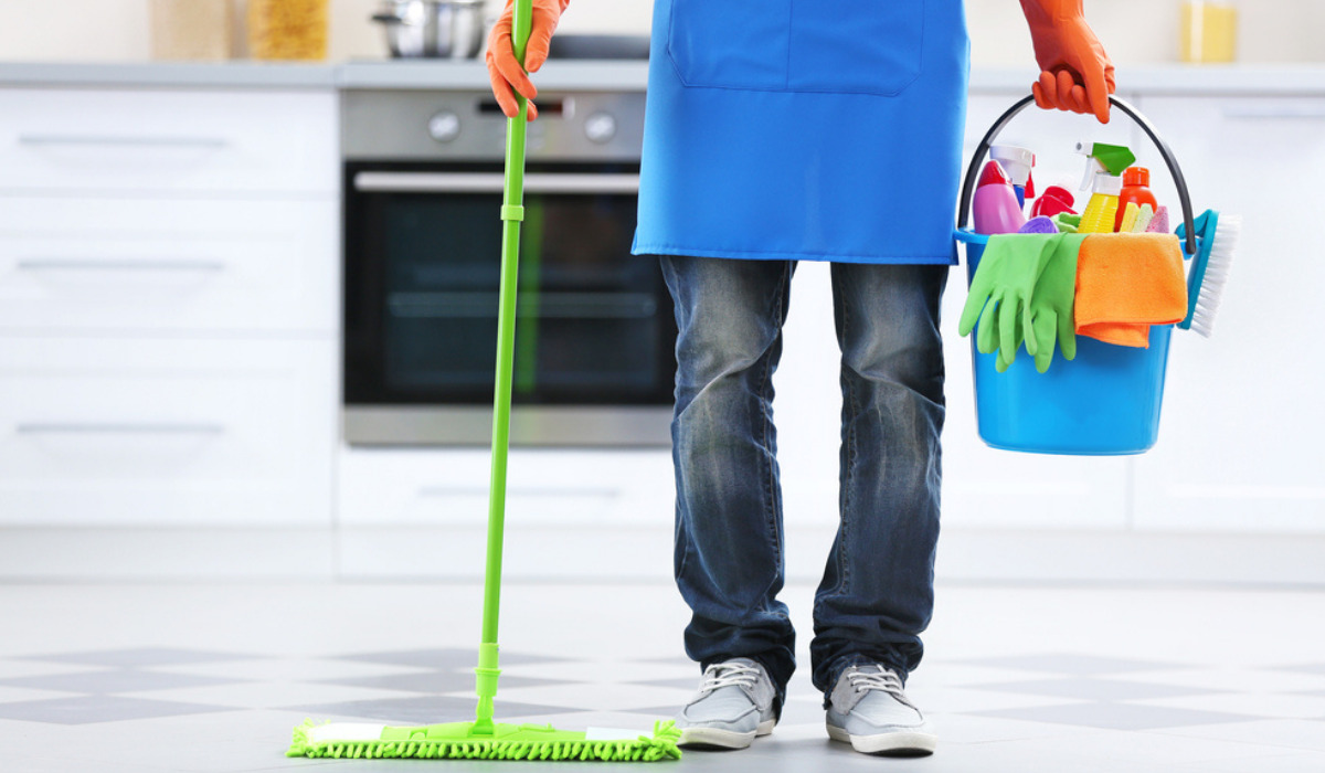Get the best services for your home with a professional house cleaning service